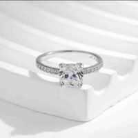 Anillo de compromiso image
