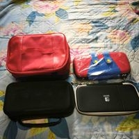 Estuches de almacenamiento para dispositivos image