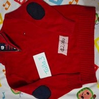 Ropa usada de niño en excelente estado image