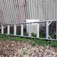 Escalera de aluminio extensible image