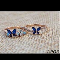 Anillos de piedras azules oro laminado image