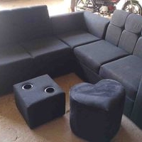 Sofá seccional con reposabrazos image