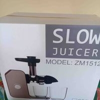 Extractor de jugos lento ZM1512 image