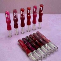 Labial 2 en 1 USHAS tono rojo image
