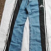 Pantalón Adidas de mezclilla y tela deportiva image
