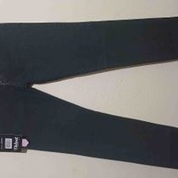 Pantalón negro talla 5/6 image