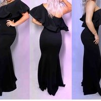 Vestido largo negro con volantes image