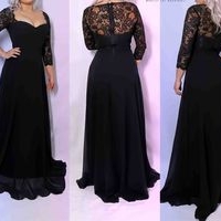 Vestido largo de encaje negro image