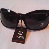 Gafas de sol negras Chanel de mujer image