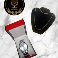 Juego de reloj de pulsera con cadena y pulsera de acero plateado image