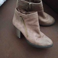 Botines de tacón con cierre, talla 36 image