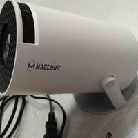 Proyector MAGCUBIC image