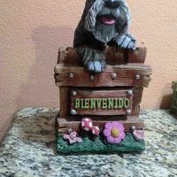 Figura decorativa de perro, cerámica image