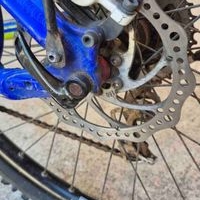 Bicicleta de montaña azul image