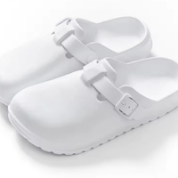 Zuecos blancos unisex image