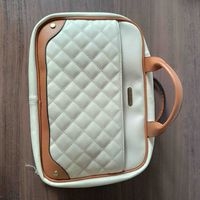 Bolso de mano para cosméticos y otro Clucci 100% cuero image