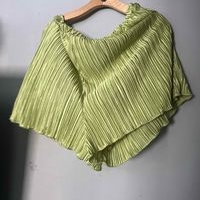 Falda plisada verde image