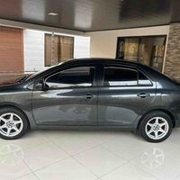 Toyota Yaris Sedán image