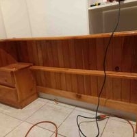 Cabecera de cama de madera individual  image
