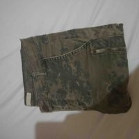 Pantalón camuflado image