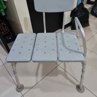 Silla de baño ajustable image