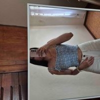 Crop top celeste de flores Stradivarius talla m image