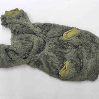 Abrigo peludo para mascotas image