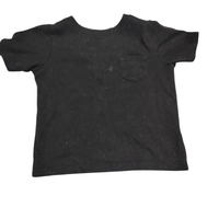 Camiseta negra para niño image