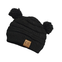 Gorro de lana con pompones C.C. image