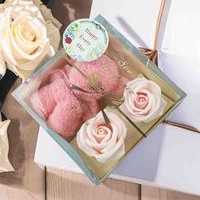 Set de regalo con toalla y jabones image