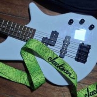 Bajo eléctrico Jackson image