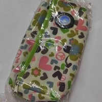 Estuche con diseño colorido image