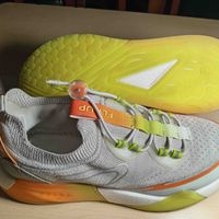 Tenis originales VELEZ Fly up deportivos image