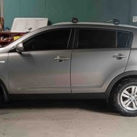 SUV Kia Sportage gris image